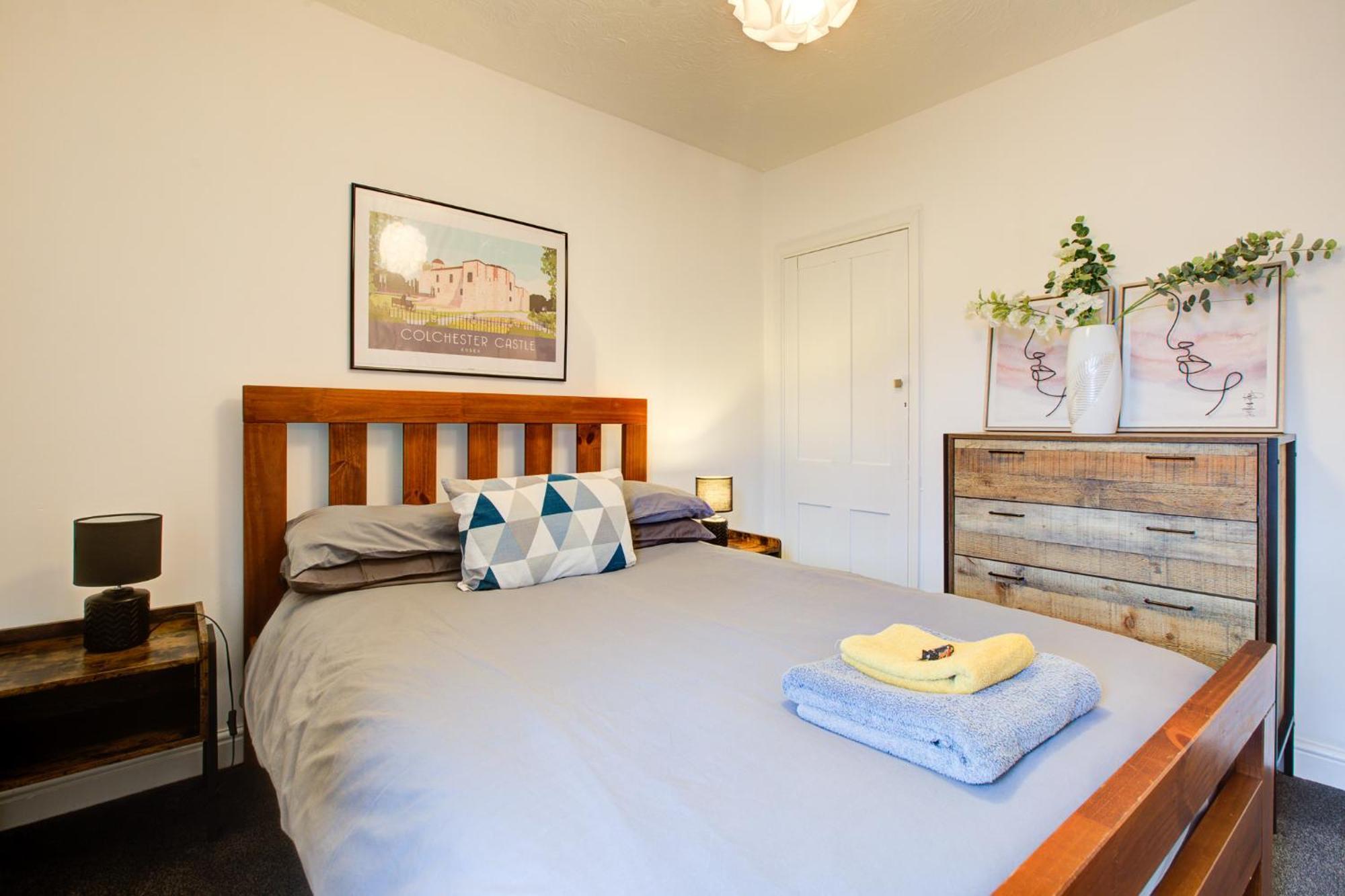 'Number 11' Central Colchester - Super Convenient 2 X Double Bed 1 X Single Bed Cottage Plus Office & Garden, 8 Min Walk Nth Station & Town Ctr, 2 Min Walk Local Shops & Restaurants Kültér fotó
