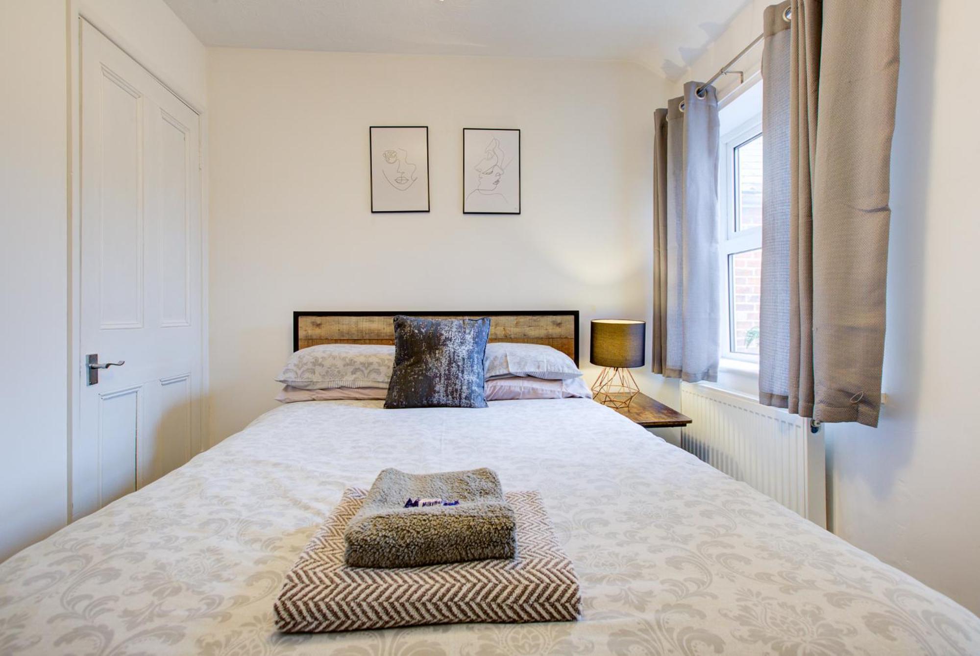'Number 11' Central Colchester - Super Convenient 2 X Double Bed 1 X Single Bed Cottage Plus Office & Garden, 8 Min Walk Nth Station & Town Ctr, 2 Min Walk Local Shops & Restaurants Kültér fotó