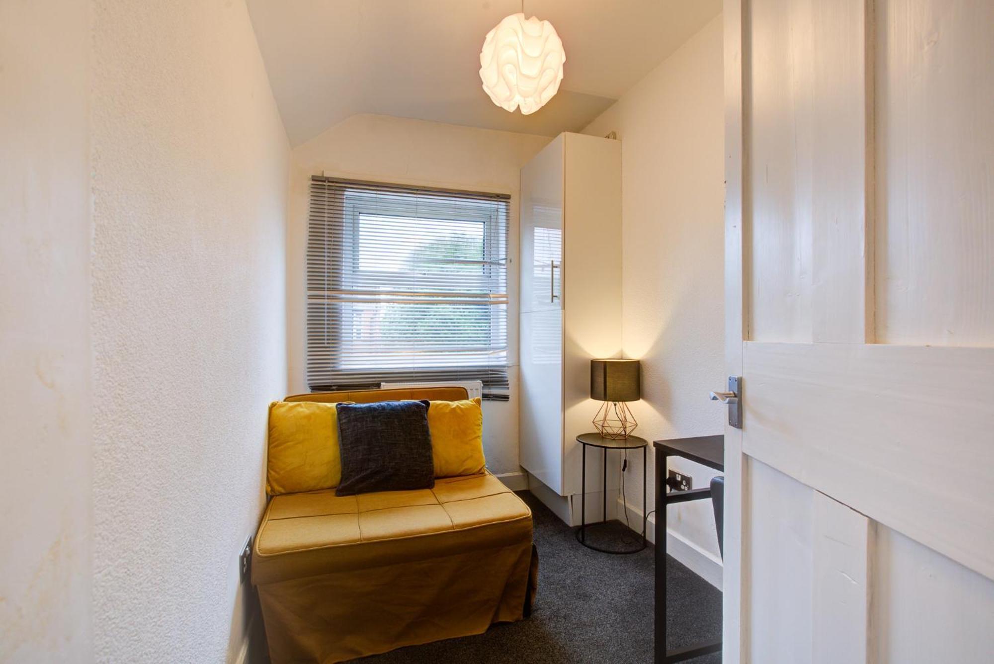 'Number 11' Central Colchester - Super Convenient 2 X Double Bed 1 X Single Bed Cottage Plus Office & Garden, 8 Min Walk Nth Station & Town Ctr, 2 Min Walk Local Shops & Restaurants Kültér fotó